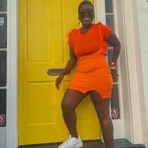 Meet your Posher, Iman